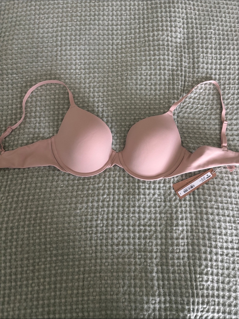 SKIMS T-shirt Bra in Blush